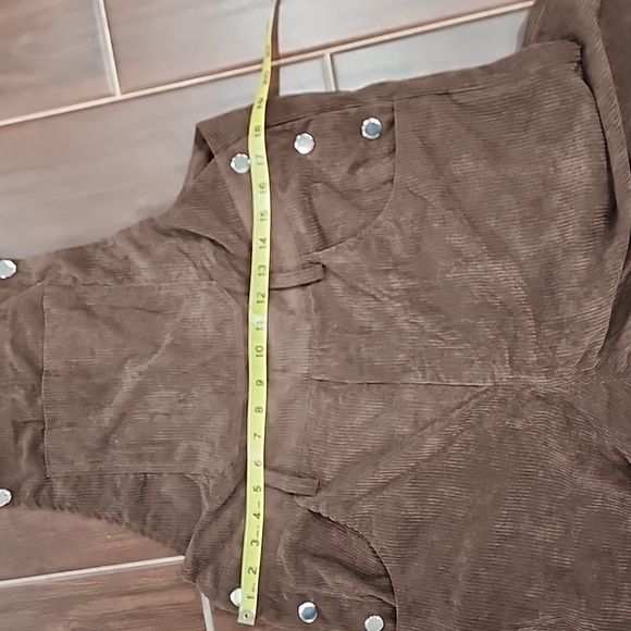 Women's Oversized Brown Corduroy Overalls. Adjustable Straps. OS - Picture 12 of 13